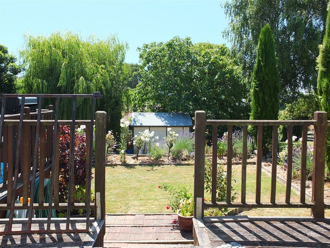 29 Luxmoore Road, Waimataitai, Timaru - Carousel 2