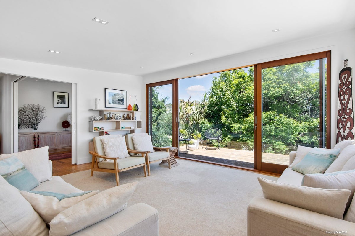 26 Ariki Street, Grey Lynn, Auckland - Carousel 1