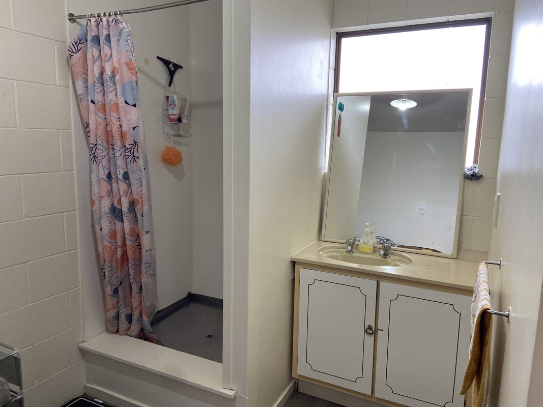 4/14 Coates Street, Hamilton East, Hamilton - Carousel 7