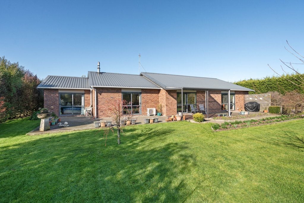 524J Paierau Road, Masterton - Carousel 2