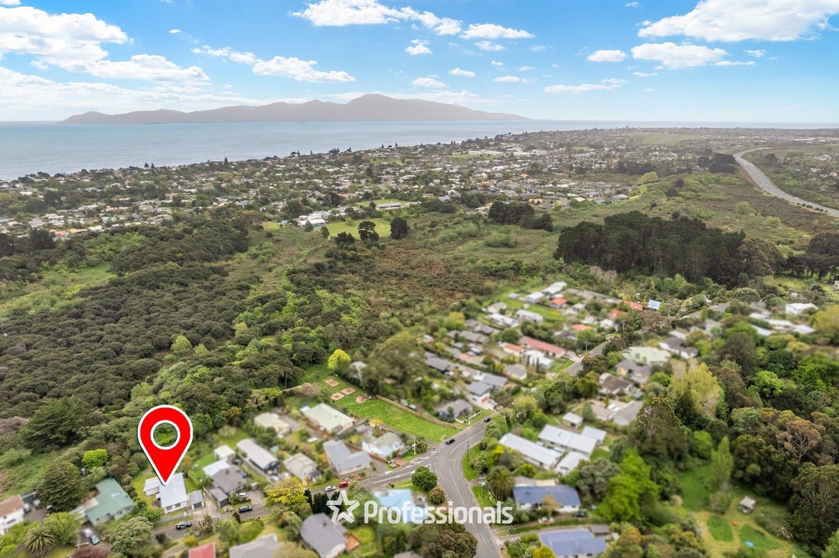 8 Sydney Crescent, Raumati South, Kapiti Coast, Wellington - Carousel 21