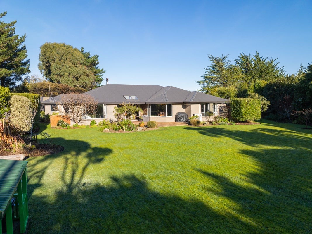 57 Matua Grove, Otatara - Carousel 1