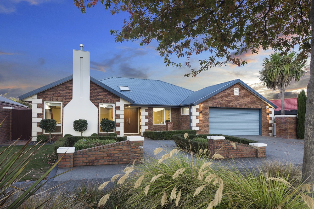 84 Northwood Boulevard, Northwood, Christchurch - Carousel 1