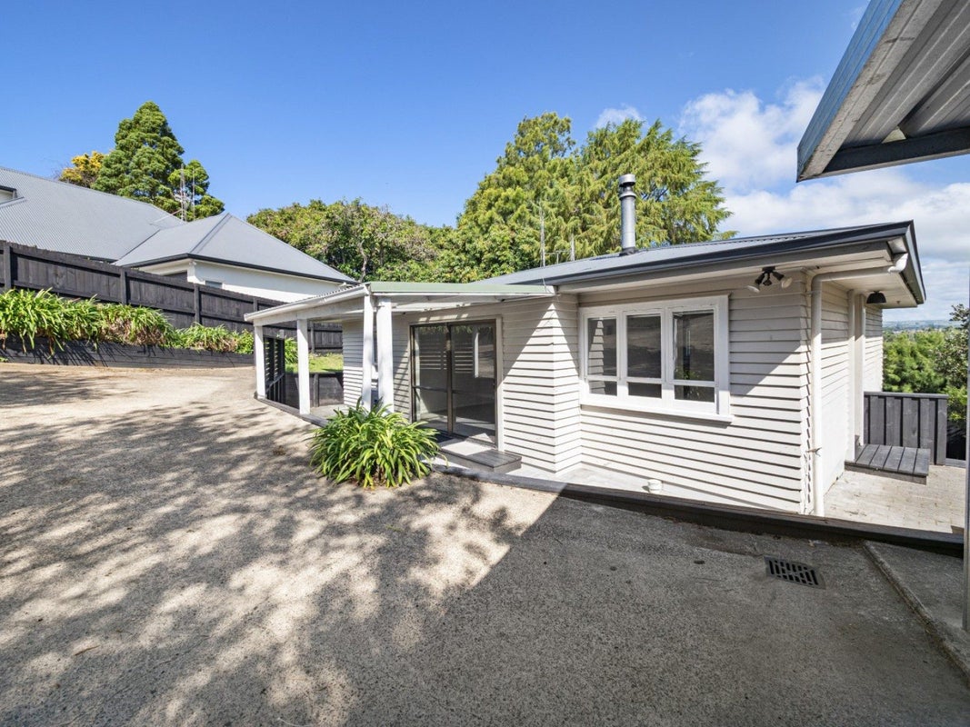 14A Paine Street, Judea, Tauranga - Carousel 1