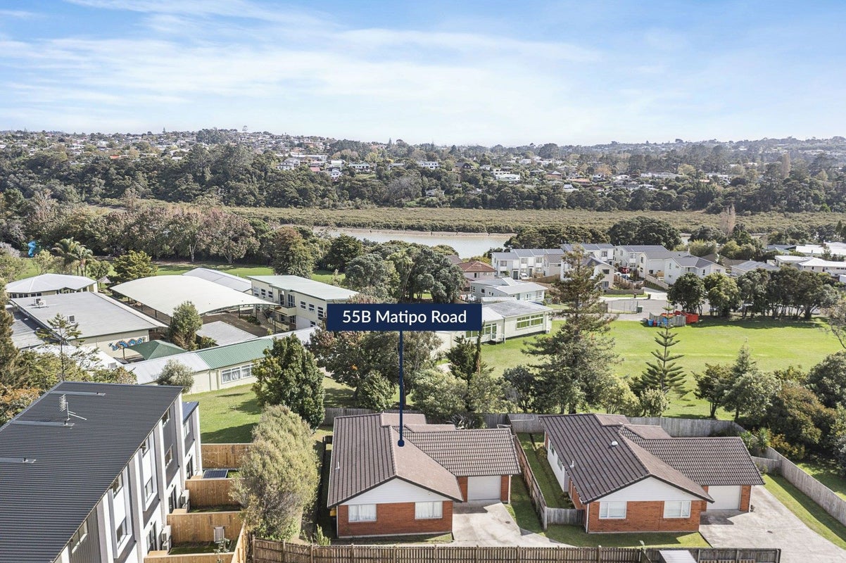 55B Matipo Road, Te Atatu Peninsula, Auckland - Carousel 1