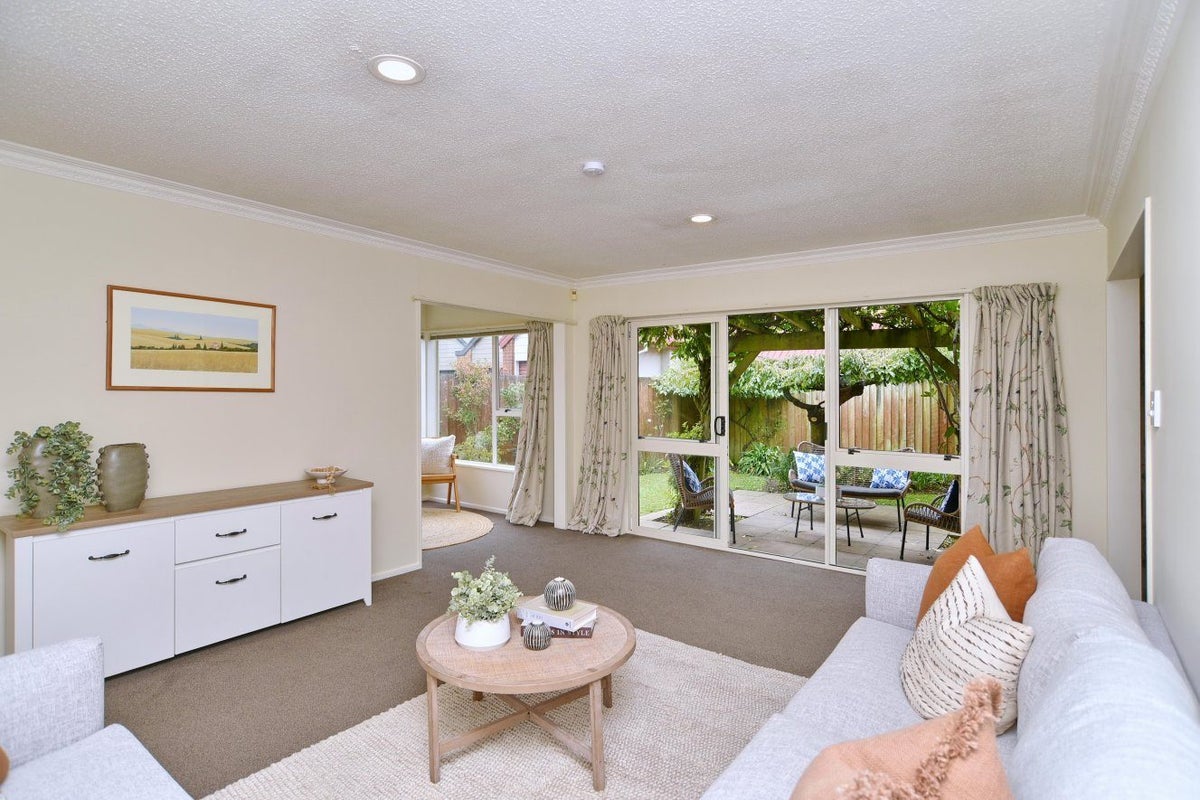 3/33 Studholme Street, Somerfield, Christchurch - Carousel 2