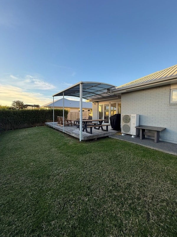 7 George Town Drive, Beachlands, Auckland - Carousel 16