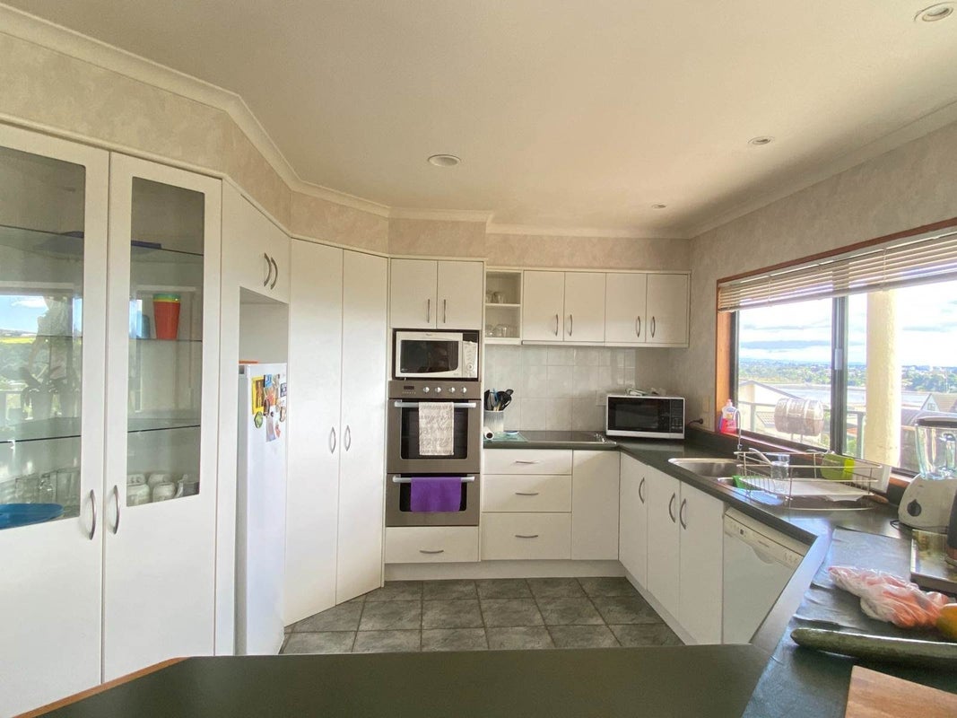 10 Norfolk Way, Welcome Bay, Tauranga - Carousel 2