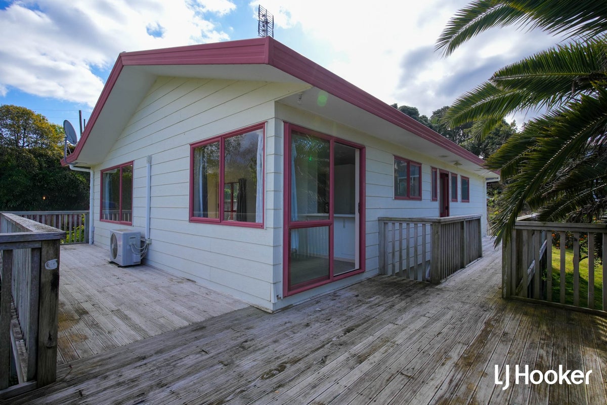 8 Koutunui Road, Athenree, Western Bay Of Plenty, Bay Of Plenty - Carousel 2