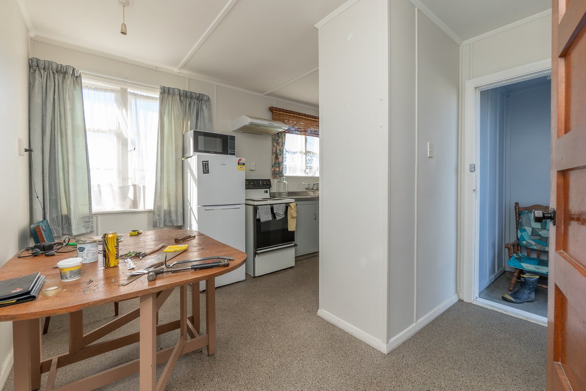 19 Tay Street, Waimataitai, Timaru - Carousel 2