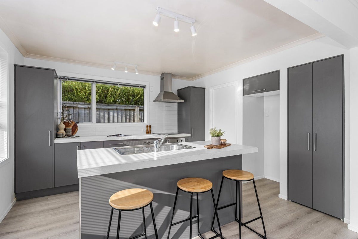 1/15 Flemington Avenue, North New Brighton, Christchurch - Carousel 2