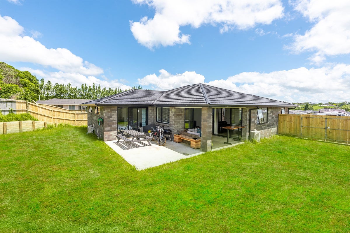 6 Chardonnay Way, Te Kauwhata, Te Kauwhata - Carousel 2