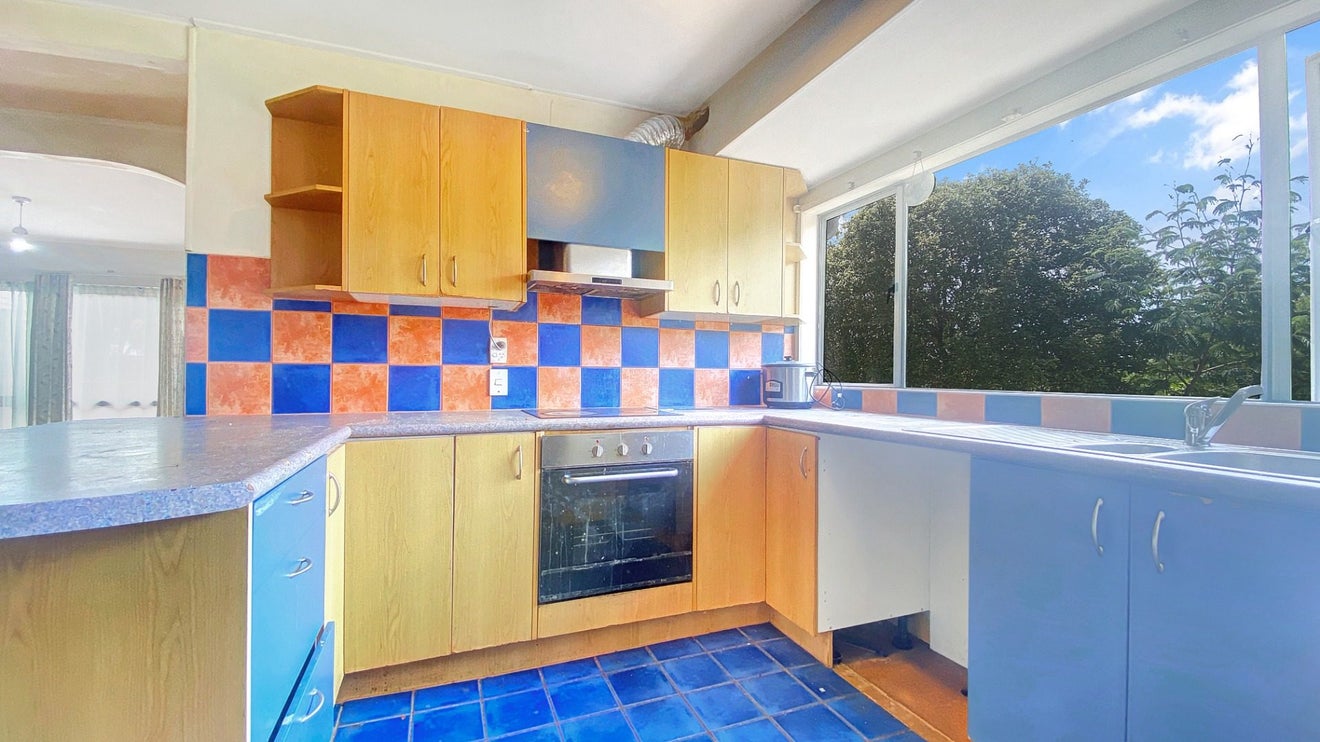 27 Terry Street, Blockhouse Bay, Auckland - Carousel 2