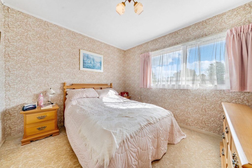 2/64 Weymouth Road, Manurewa, Auckland - Carousel 2
