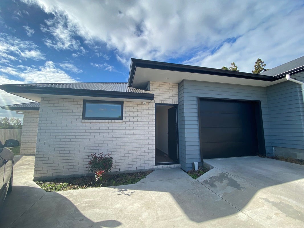 41A Heathfield Avenue, Puketaha, Hamilton - Carousel 1