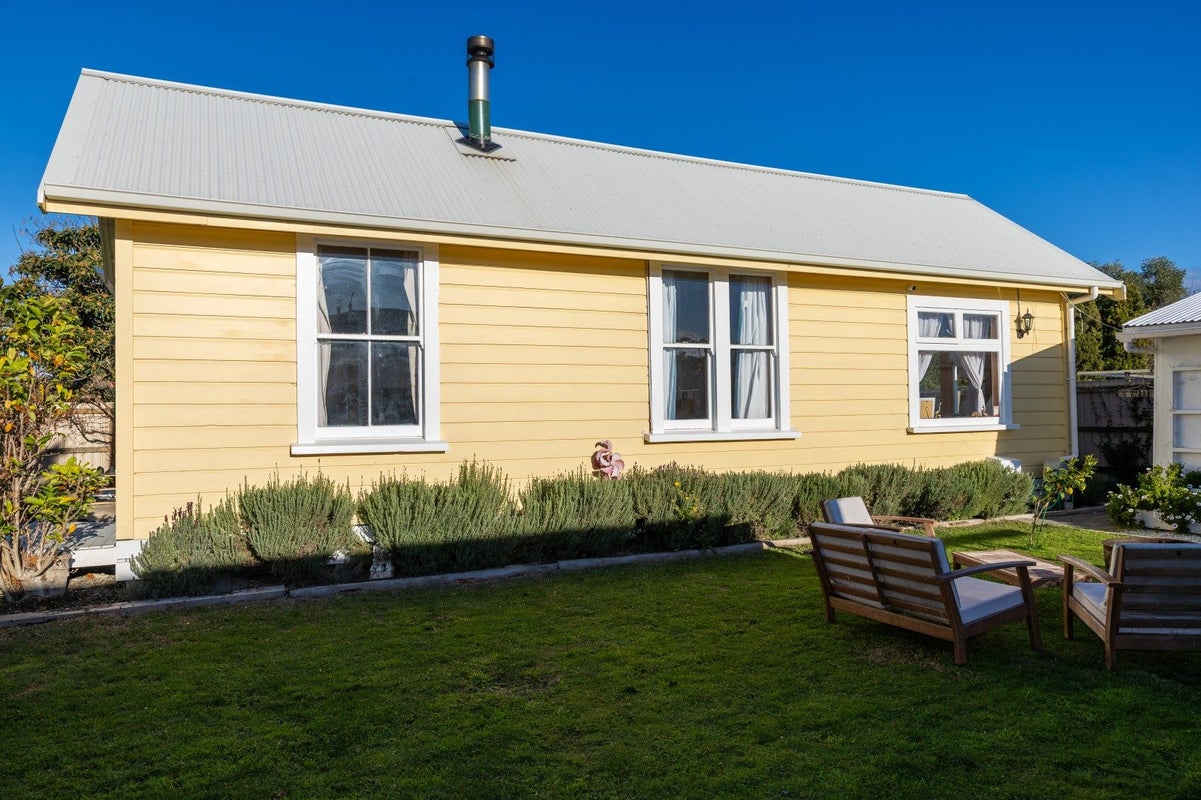 308A Lumsden Road, Akina, Hastings - Carousel 2