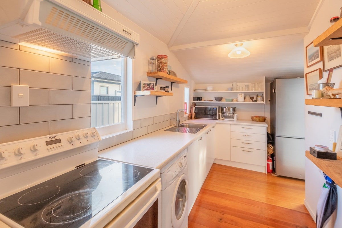 144 Charles Street, Westshore, Napier - Carousel 1