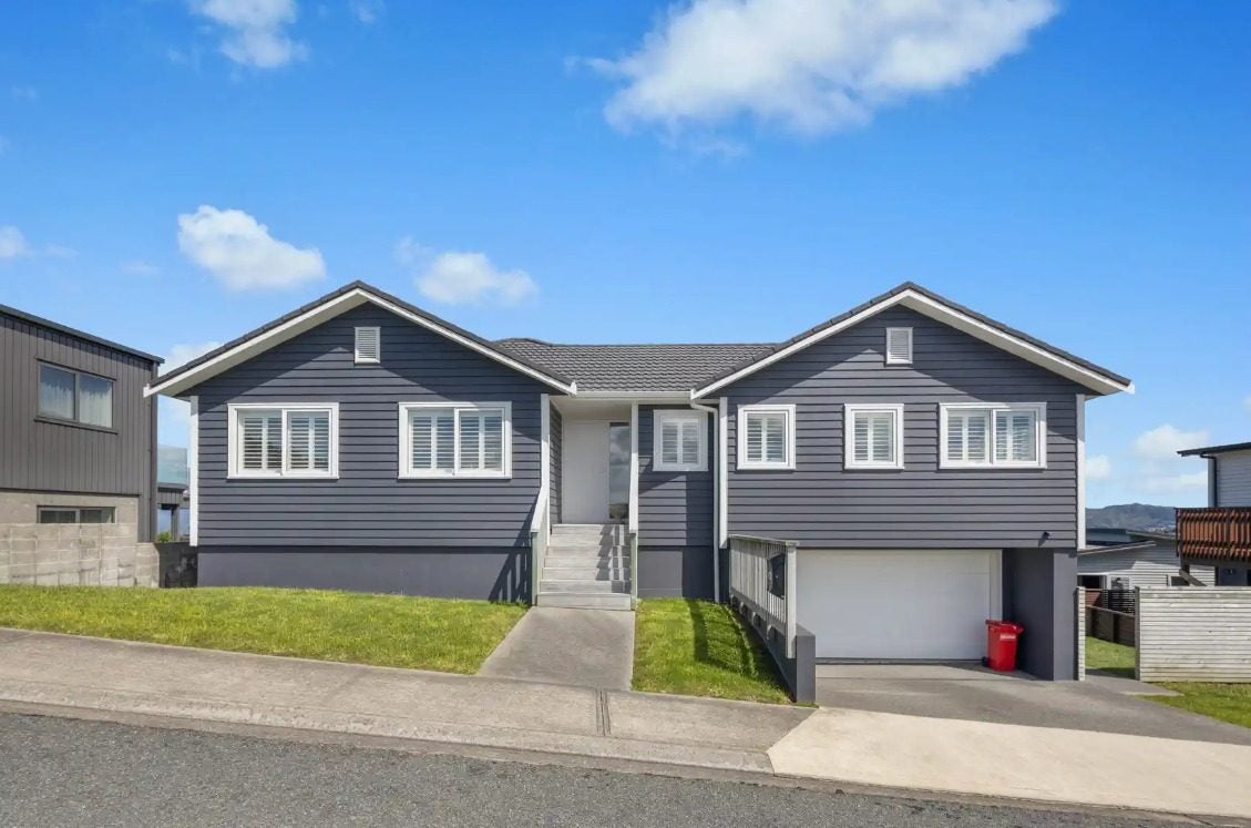 83 Spenmoor Street, Newlands, Wellington - Carousel 2