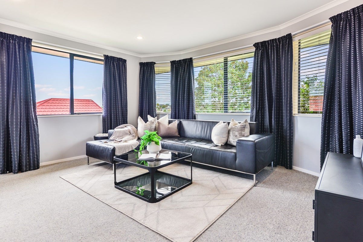 12 Rochester Place, Nawton, Hamilton - Carousel 2