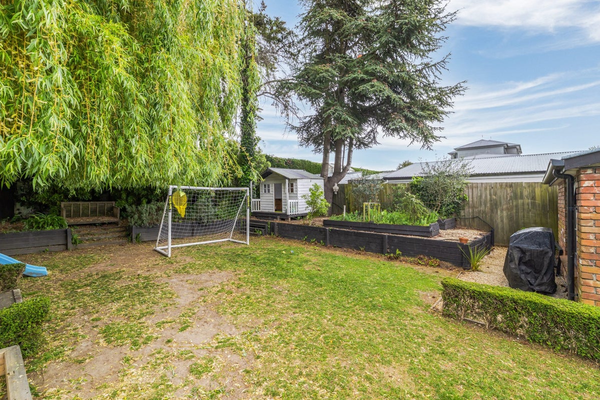 135 Packe Street, Edgeware, Christchurch - Carousel 33