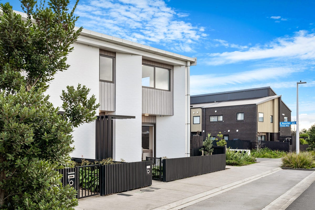 6 Vasi Drive, Hobsonville, Auckland - Carousel 1