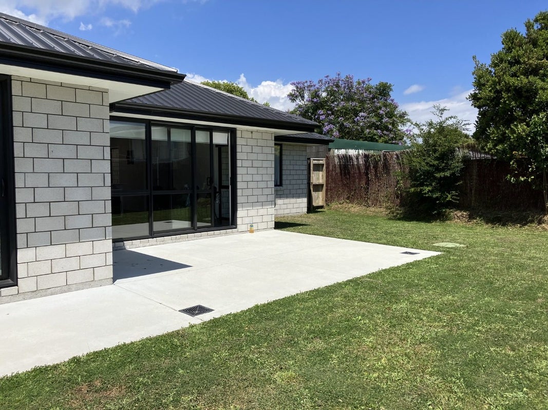25A Woodleigh Street, Frankleigh Park, New Plymouth - Carousel 14
