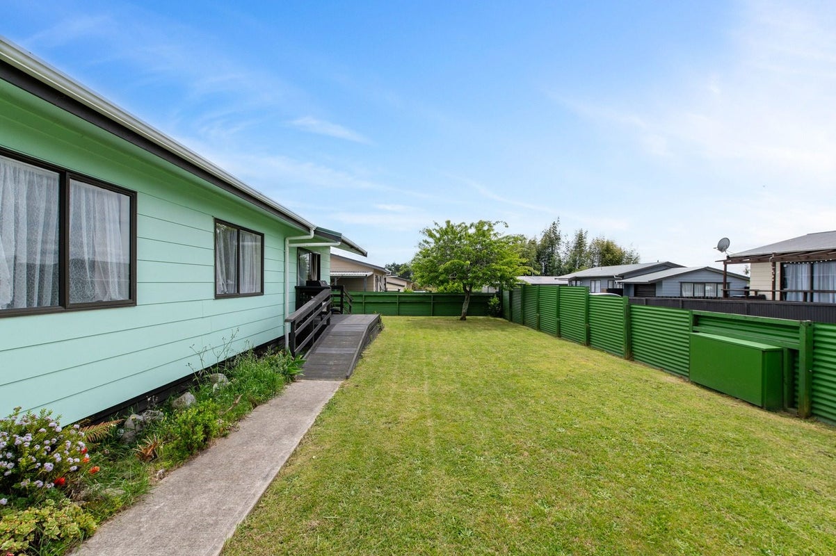 33 Sunrise Avenue, Owhata, Rotorua - Carousel 2