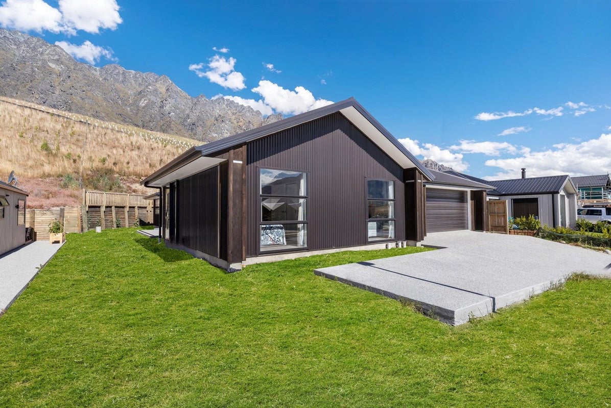63 Muster Road, Jacks Point, Queenstown - Carousel 1