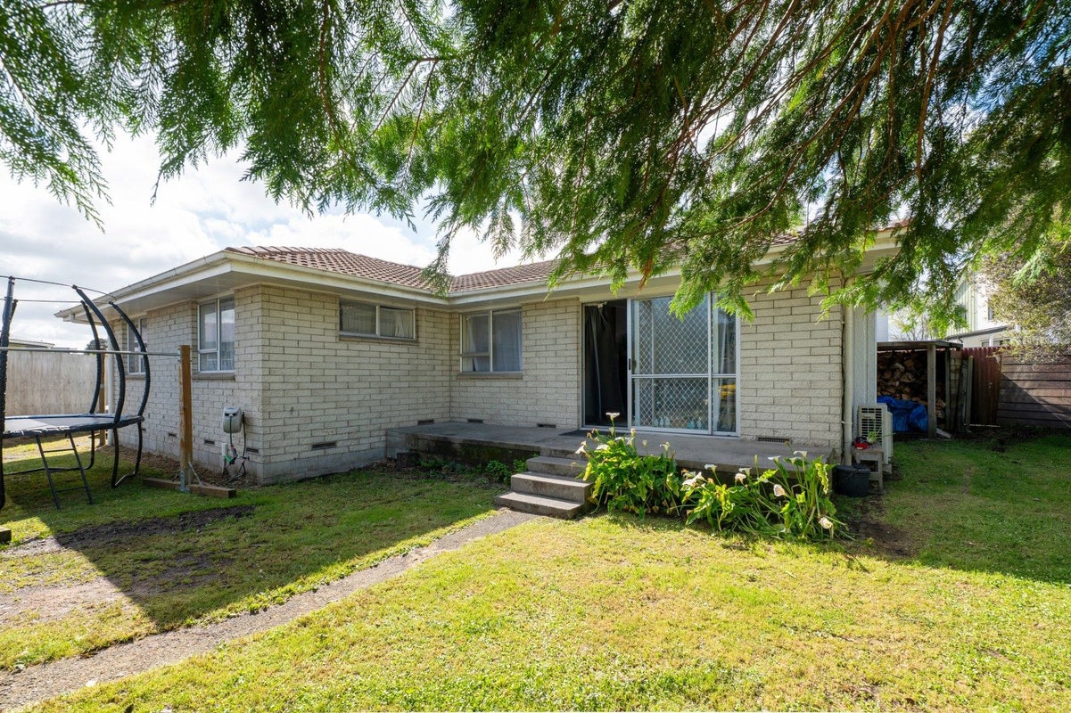 21 Tania Crescent, Western Heights, Rotorua - Carousel 1