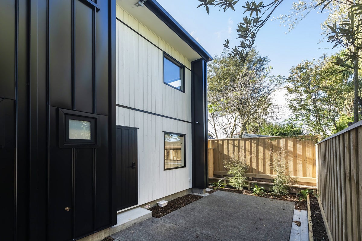6/163 King Street, Sydenham, Christchurch - Carousel 1