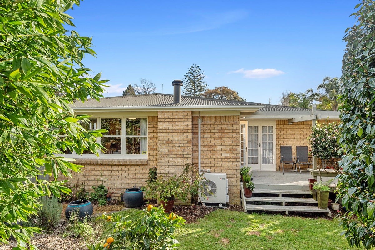 79 Aurora Terrace, Hillcrest, Hamilton - Carousel 1
