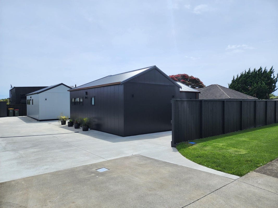 140 Ngamotu Road, Spotswood, New Plymouth - Carousel 1