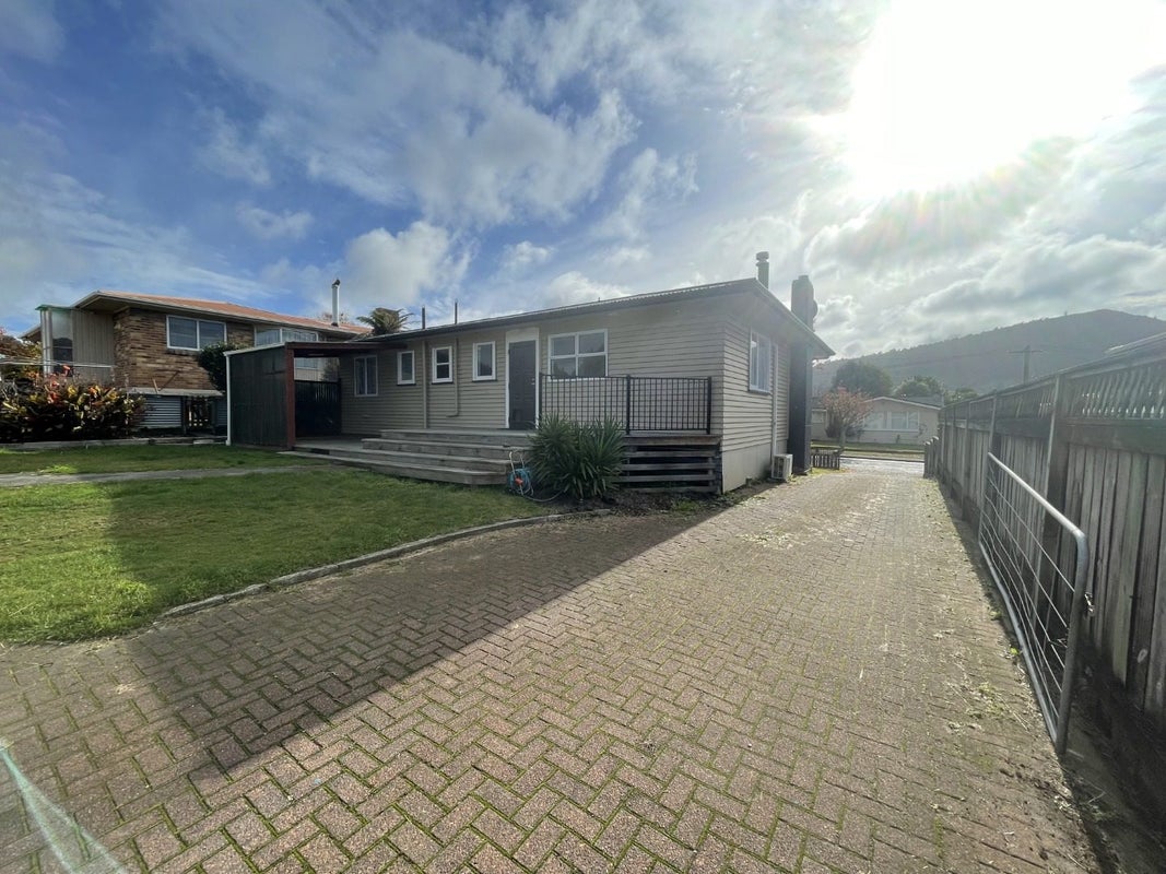 12 Haynes Crescent, Sunnybrook, Rotorua - Carousel 2