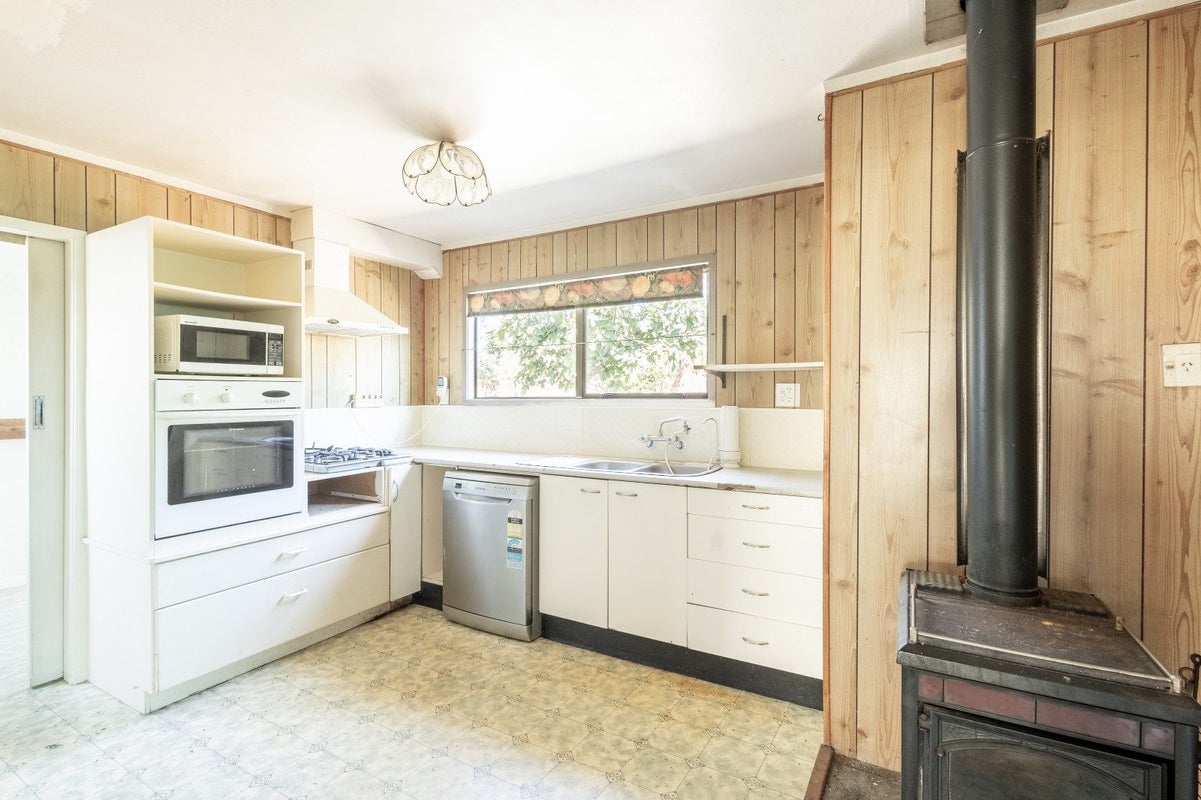 66 Parore Street, Dargaville - Carousel 2