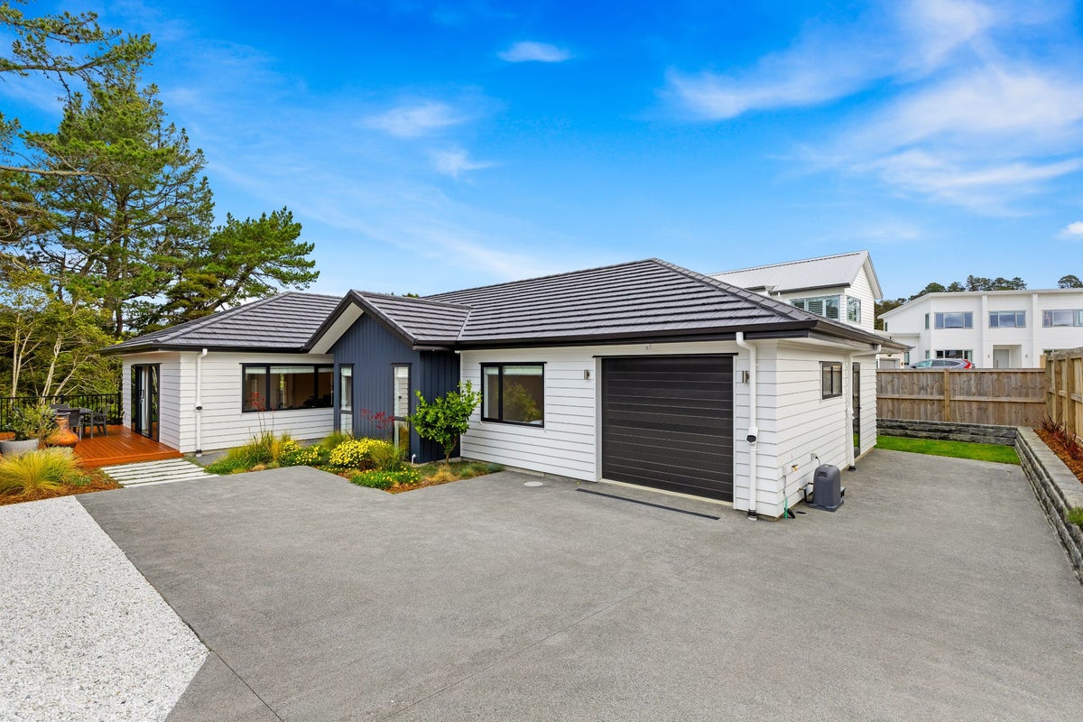 75 Glenvar Ridge Road, Long Bay, North Shore City, Auckland - Carousel 2
