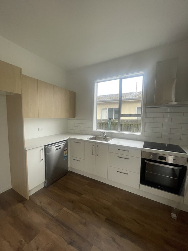 21 Hay Street, Bromley, Christchurch - Carousel 2