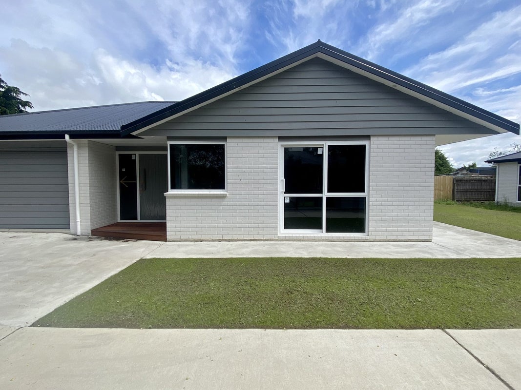 89C South Belt, Solway, Masterton - Carousel 2