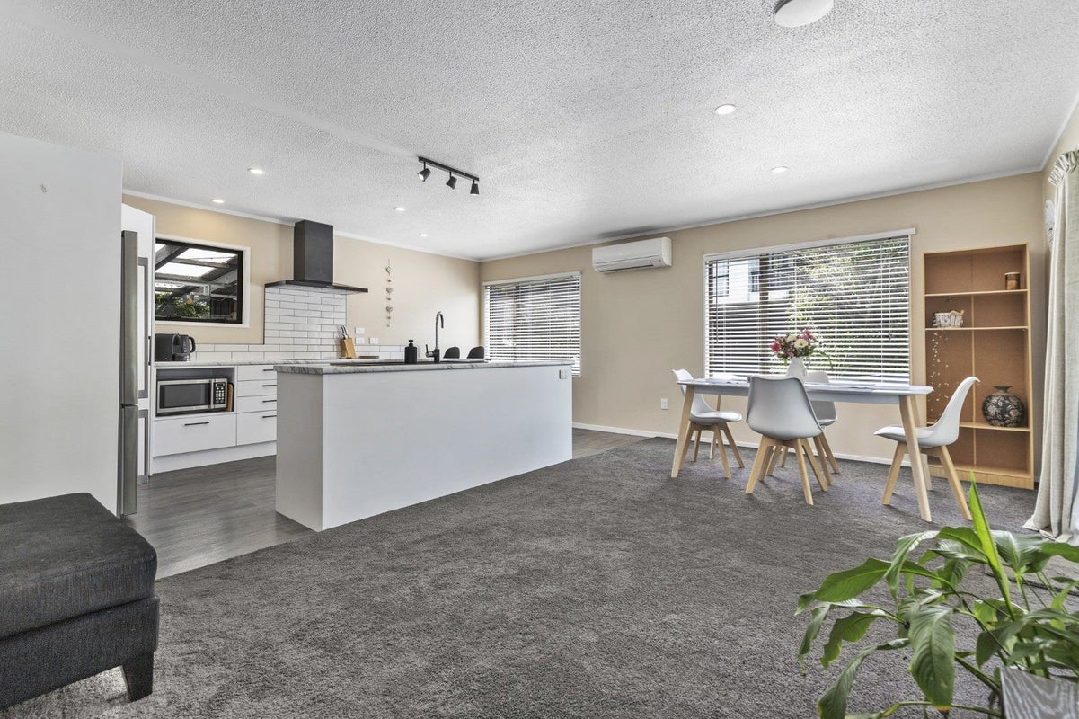 87 Totara Drive, Pukete, Hamilton - Carousel 2