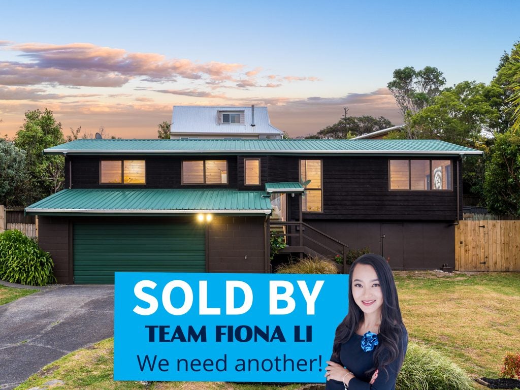 8 Chardon Place, Henderson, Auckland - Carousel 1