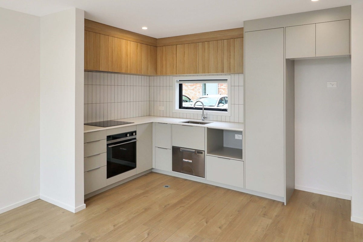 12/1 Rainey Grove, Taita, Lower Hutt - Carousel 2