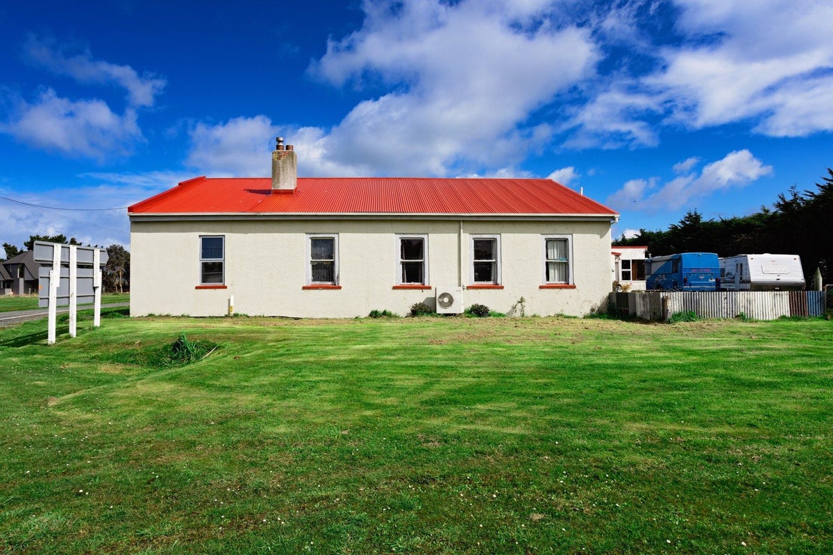 40 Neva Street, Invercargill - Carousel 1