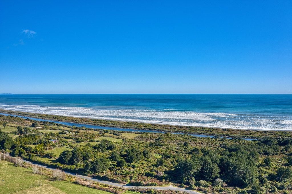 11 Butlers Road, Hokitika - Carousel 29