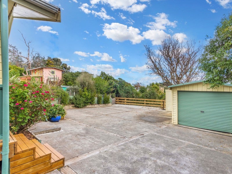 11 Clunie Avenue, Raumati South, Paraparaumu - Carousel 23