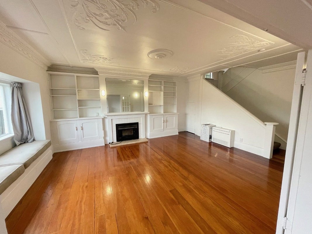 241 The Terrace, Te Aro, Wellington - Carousel 1