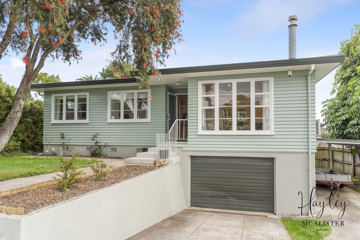 10 Jutland Road, Manurewa, Auckland - Carousel 1