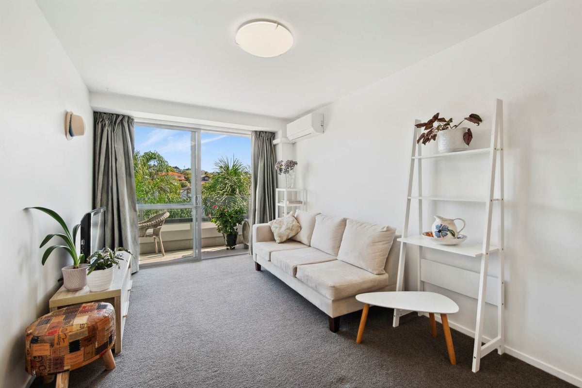107/17 Link Crescent, Stanmore Bay, Whangaparaoa - Carousel 2