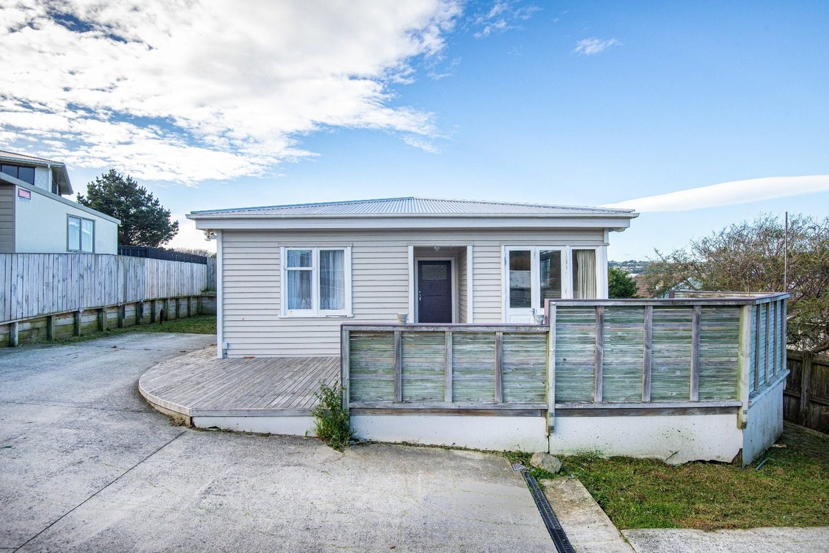 73A Waiuta Street, Titahi Bay, Porirua - Carousel 2