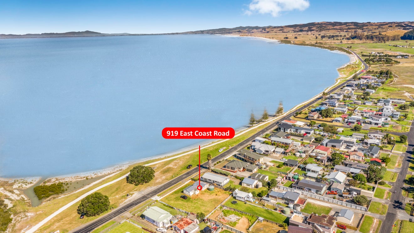 919 East Coast Road, Pokeno - Carousel 1