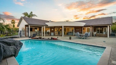 16 Windfall Grove, Greenhithe, Auckland - Carousel 1