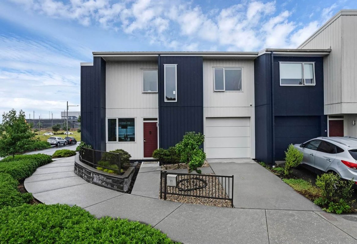 23 Bonnette Road, Flat Bush, Auckland - Carousel 1